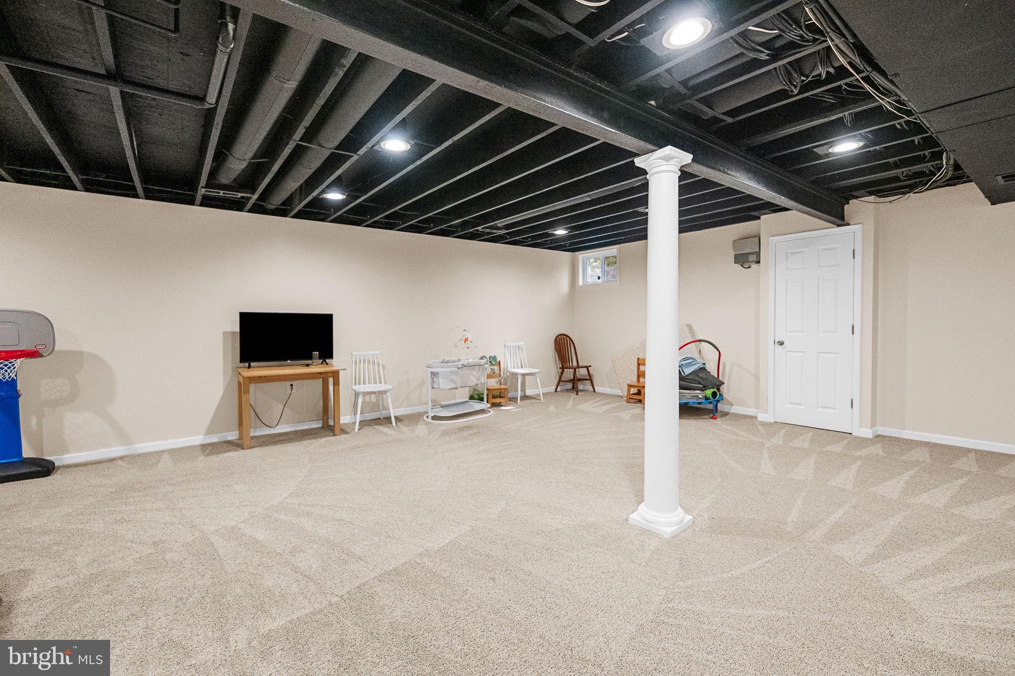 6153 RIVER FOREST DRIVE