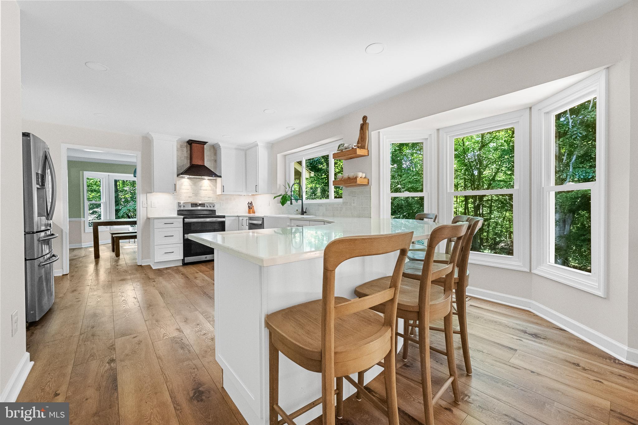 6153 RIVER FOREST DRIVE