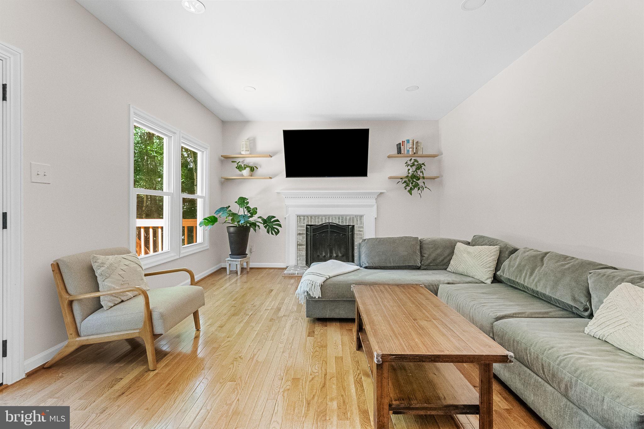 6153 RIVER FOREST DRIVE