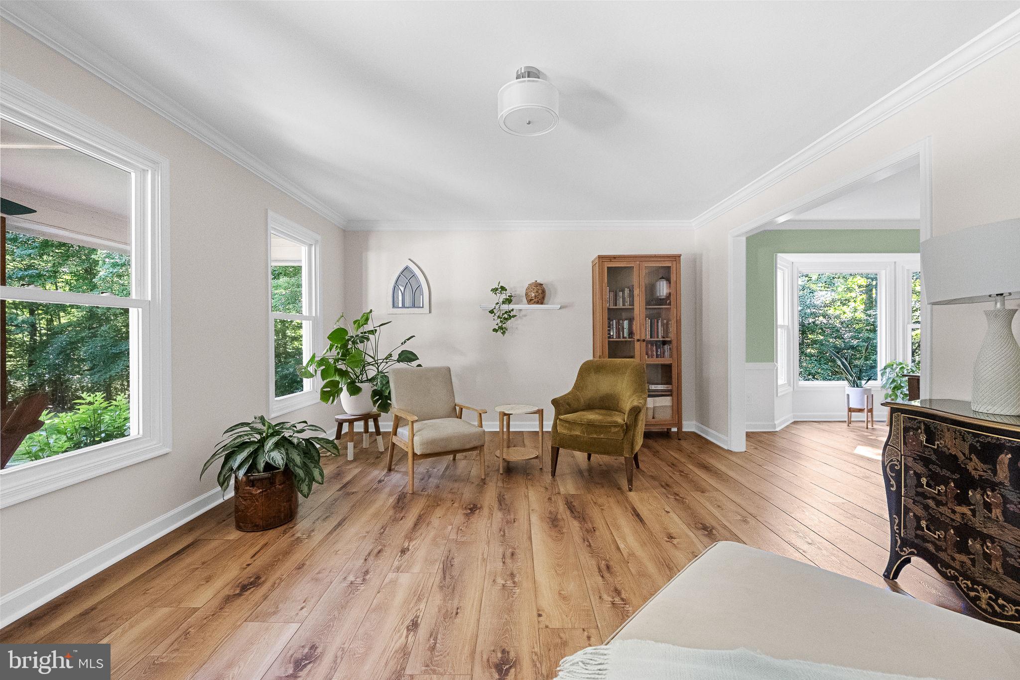 6153 RIVER FOREST DRIVE