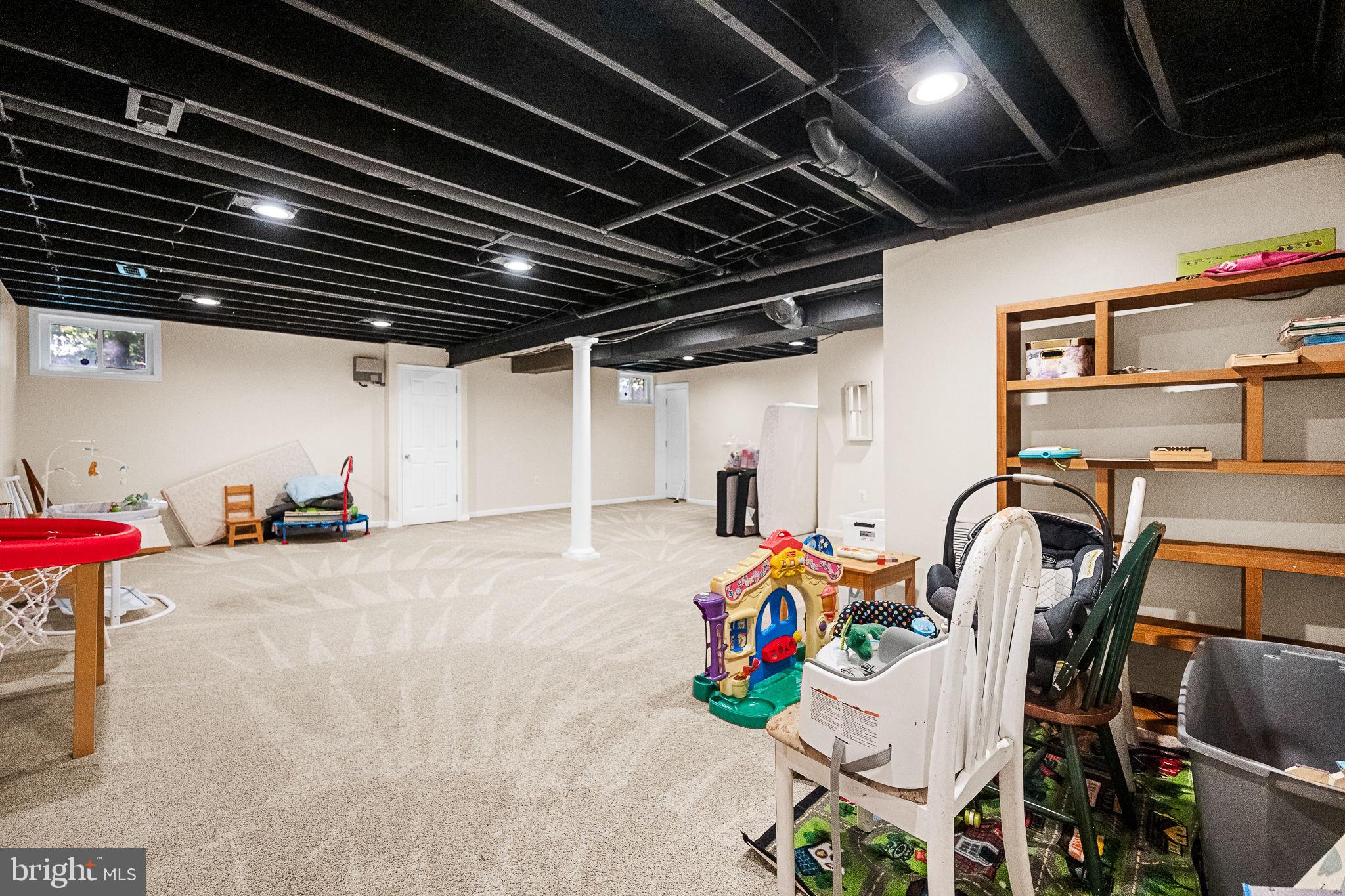 6153 RIVER FOREST DRIVE