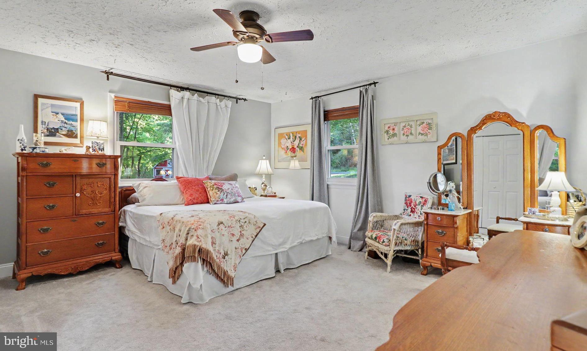 1405 MERCER ROAD
