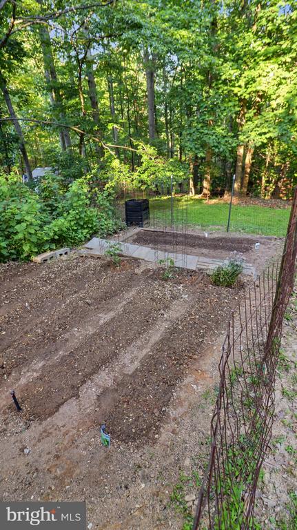 1405 MERCER ROAD