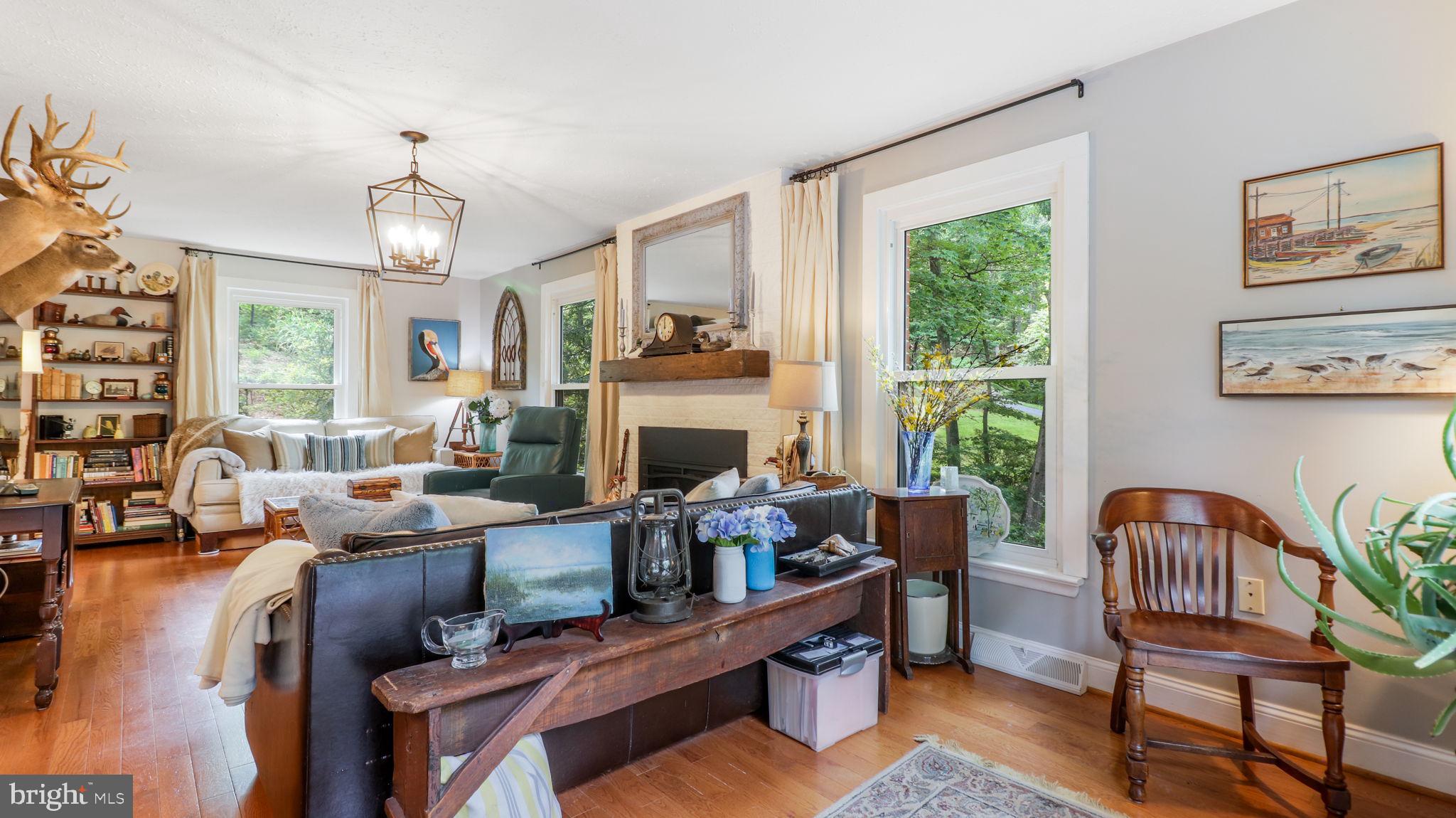 1405 MERCER ROAD
