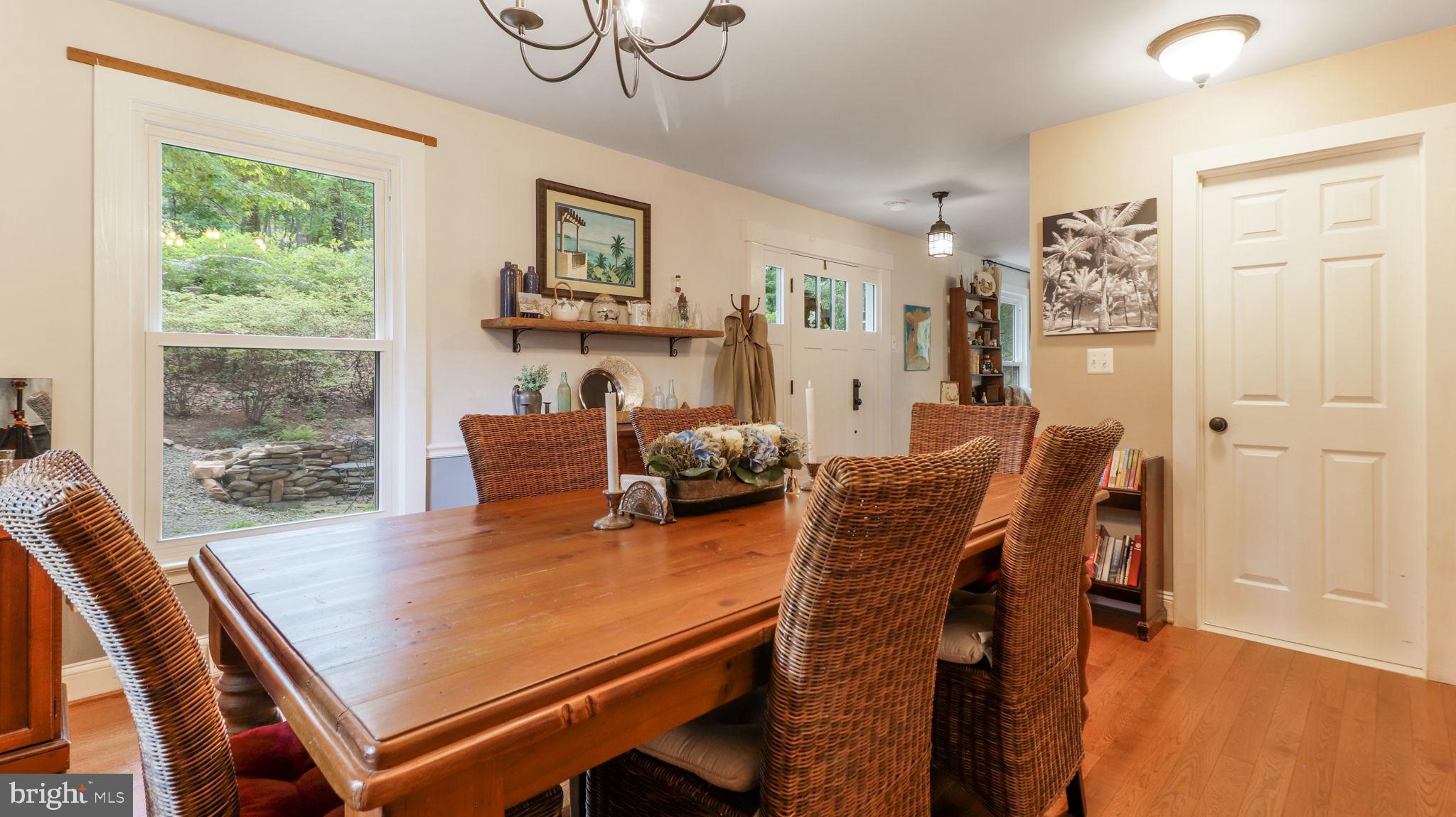 1405 MERCER ROAD