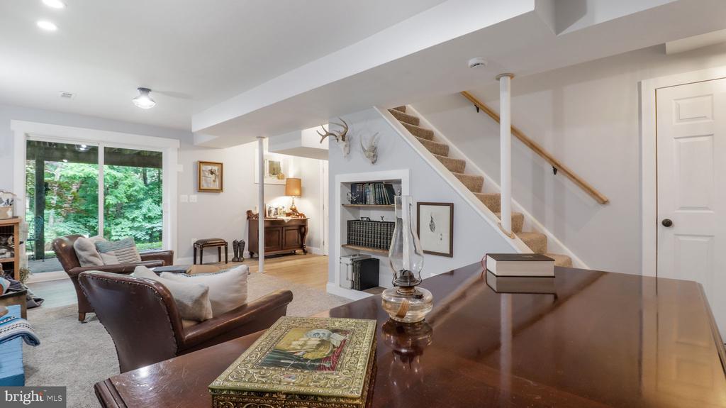 1405 MERCER ROAD