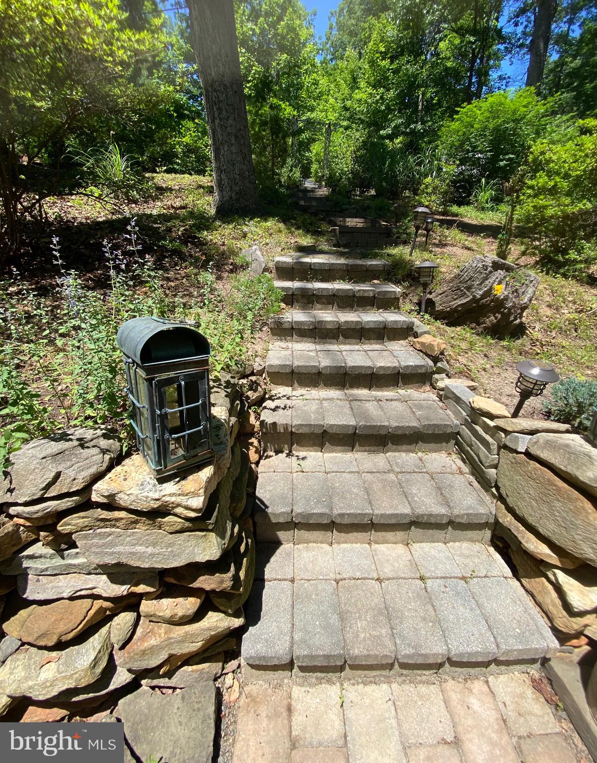 1405 MERCER ROAD