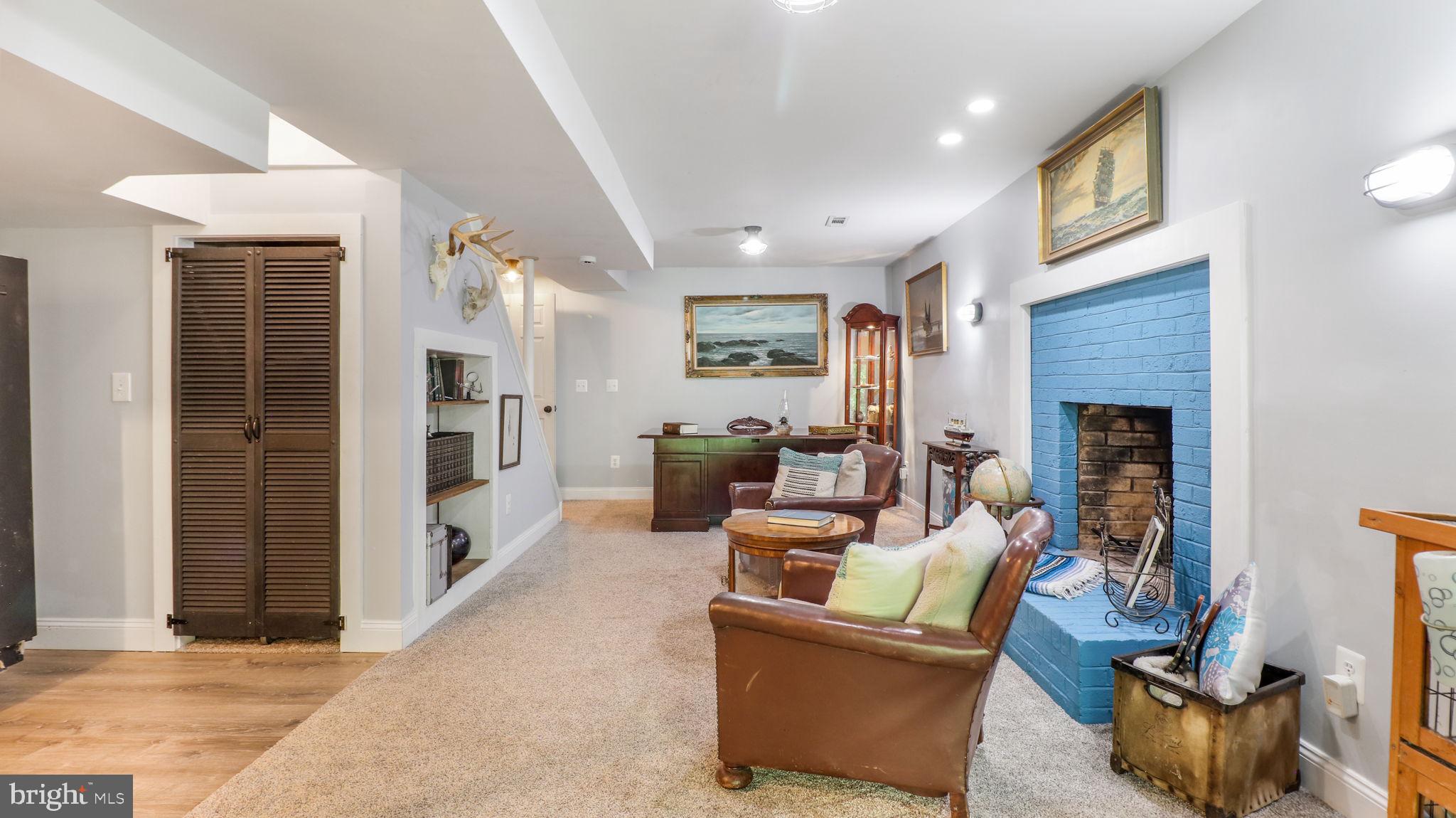 1405 MERCER ROAD