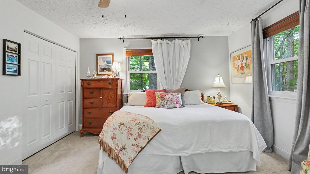 1405 MERCER ROAD