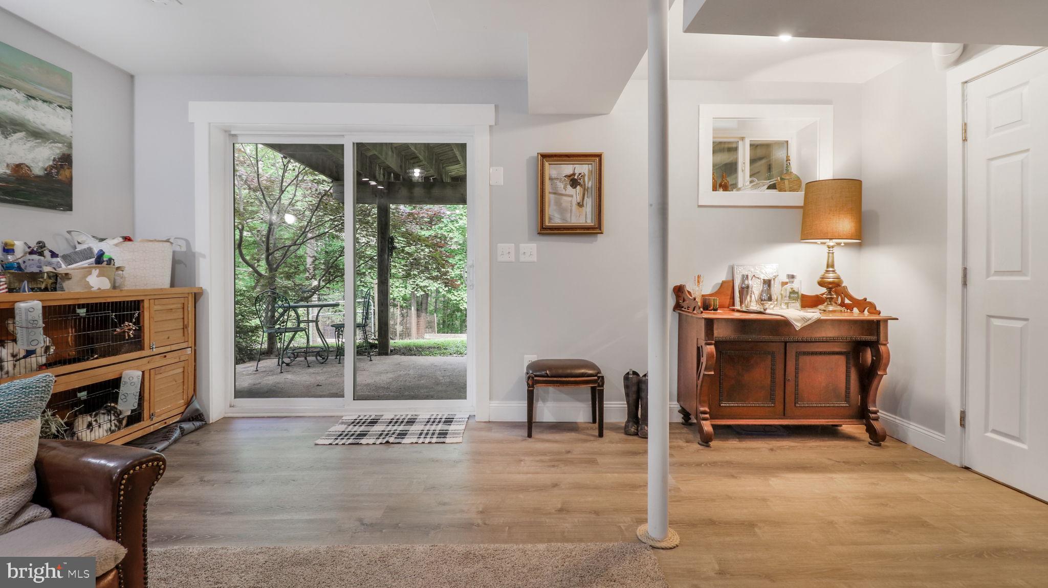 1405 MERCER ROAD