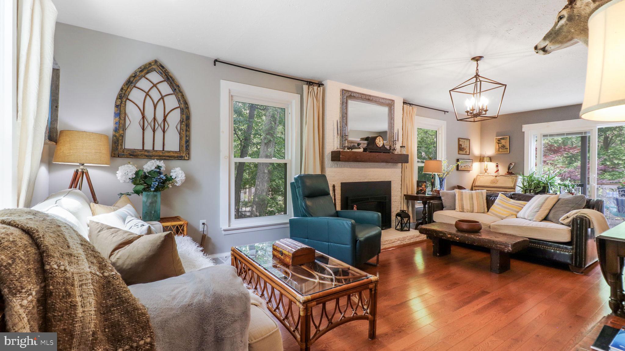 1405 MERCER ROAD