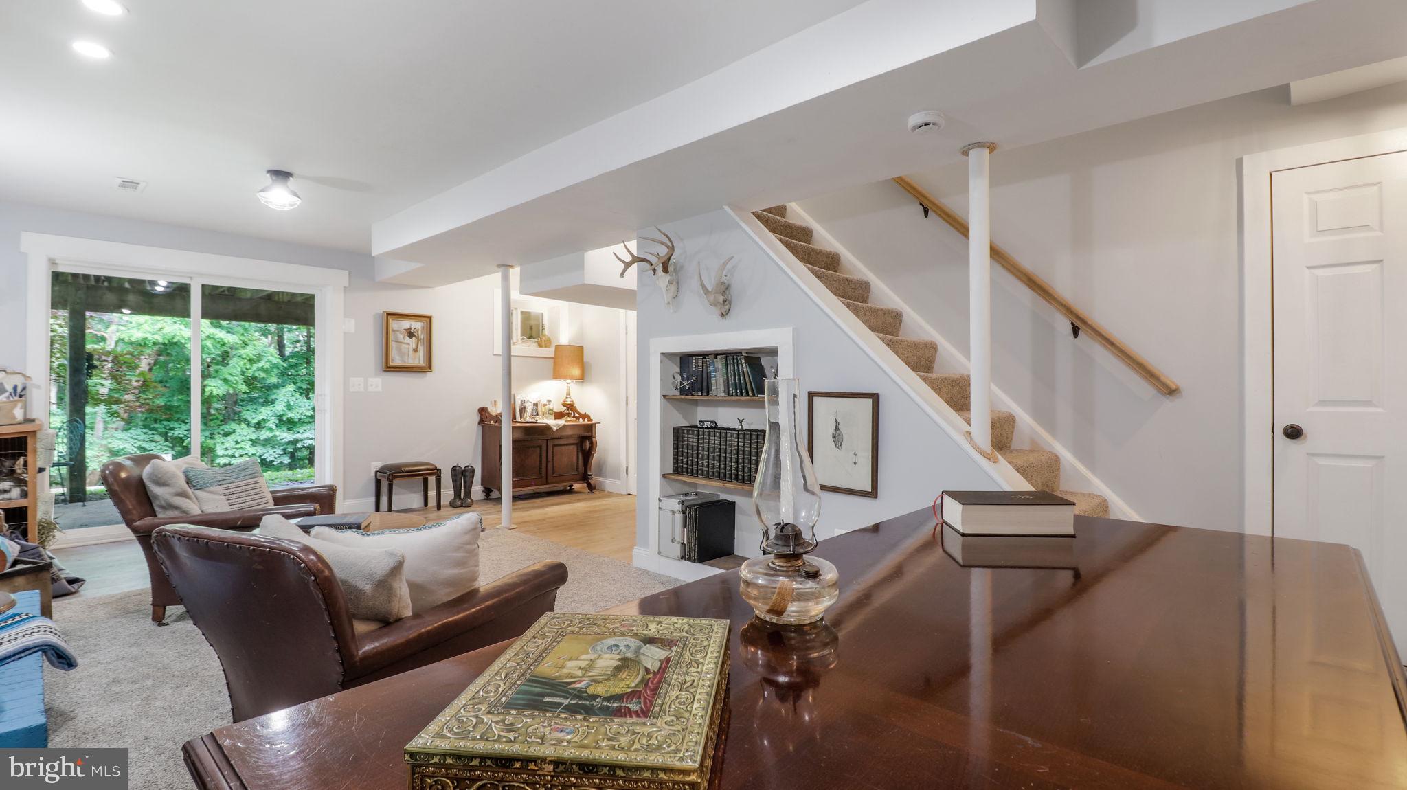 1405 MERCER ROAD