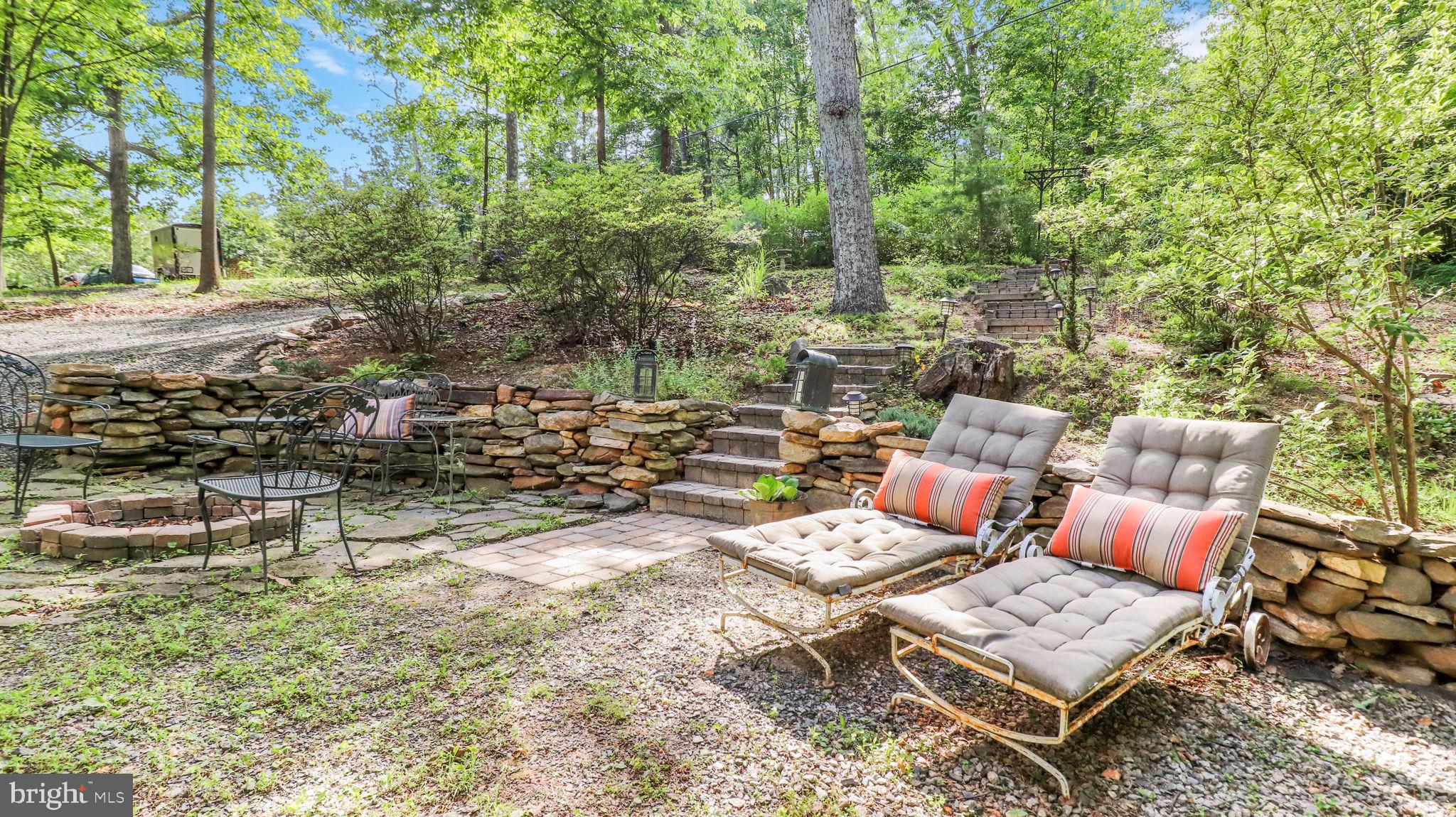1405 MERCER ROAD