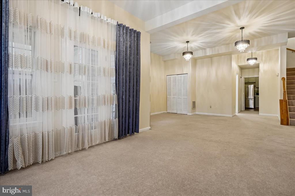 3802 KOVAL LANE