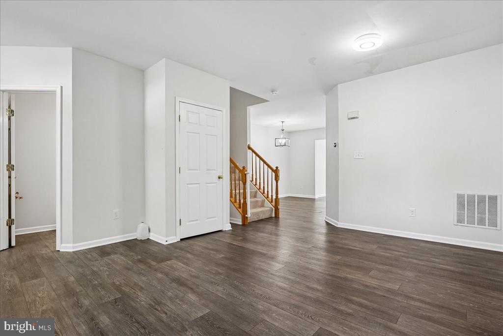 3802 KOVAL LANE