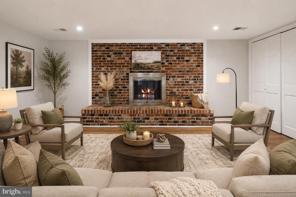 16011 PRESTWICK COURT