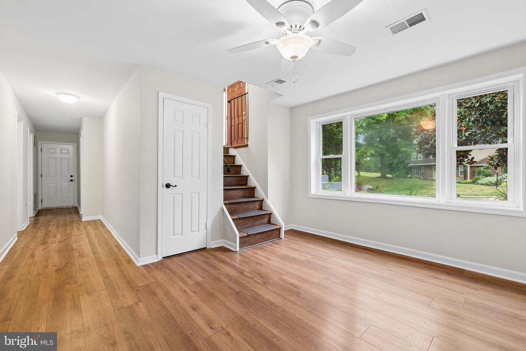 16011 PRESTWICK COURT