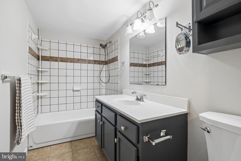 16011 PRESTWICK COURT