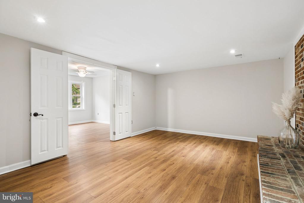 16011 PRESTWICK COURT