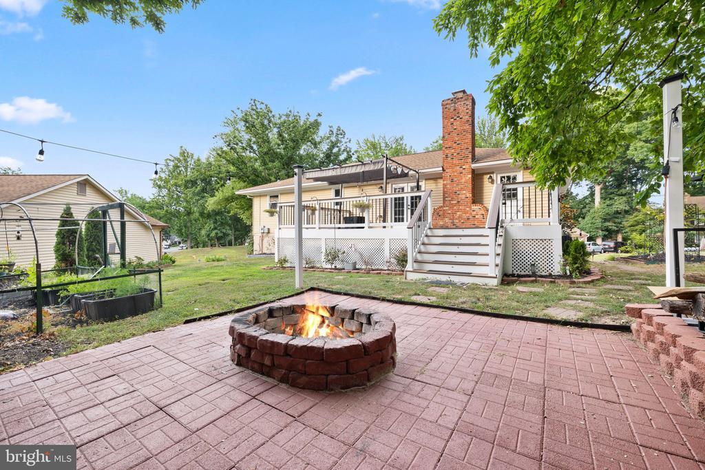 16011 PRESTWICK COURT