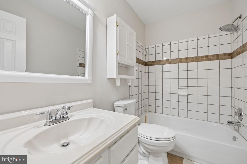 16011 PRESTWICK COURT