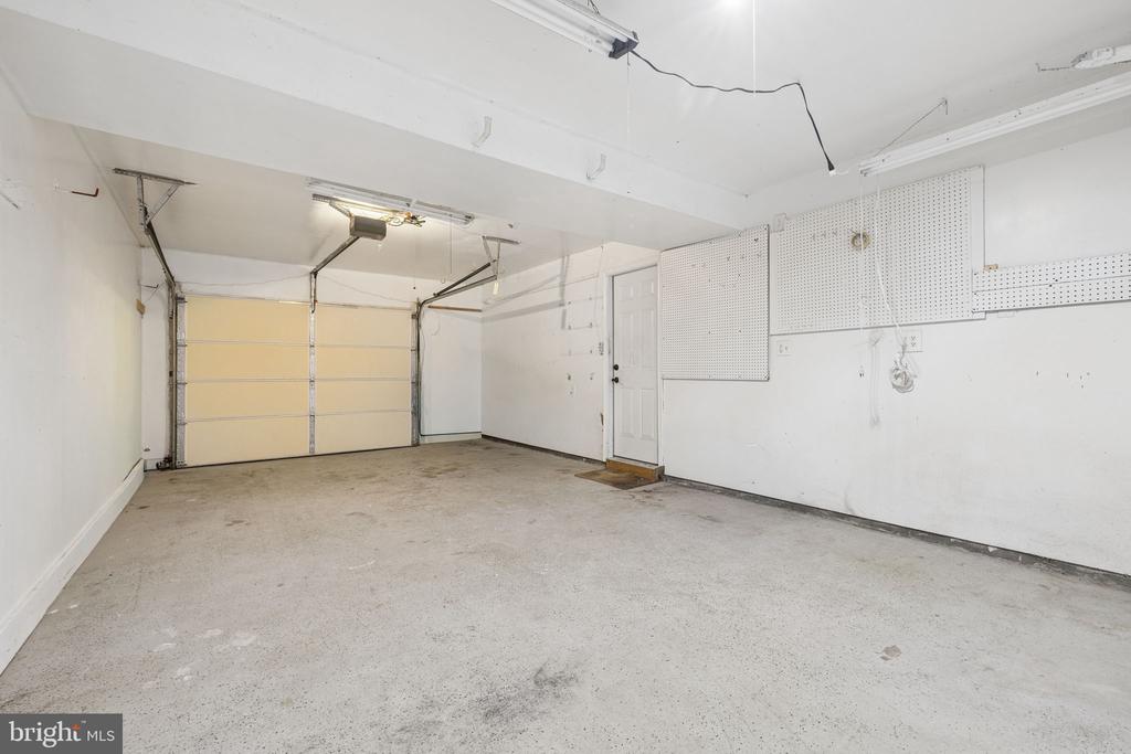 16011 PRESTWICK COURT
