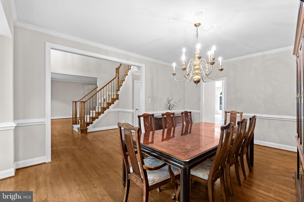 13870 SHELTER MANOR DRIVE
