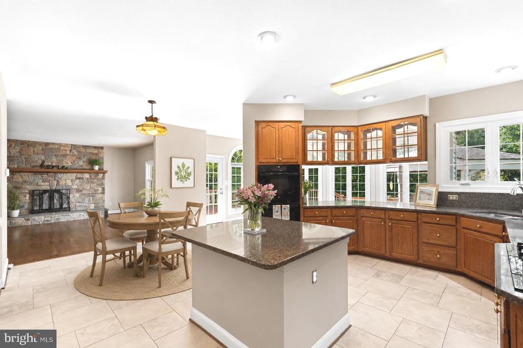 13870 SHELTER MANOR DRIVE
