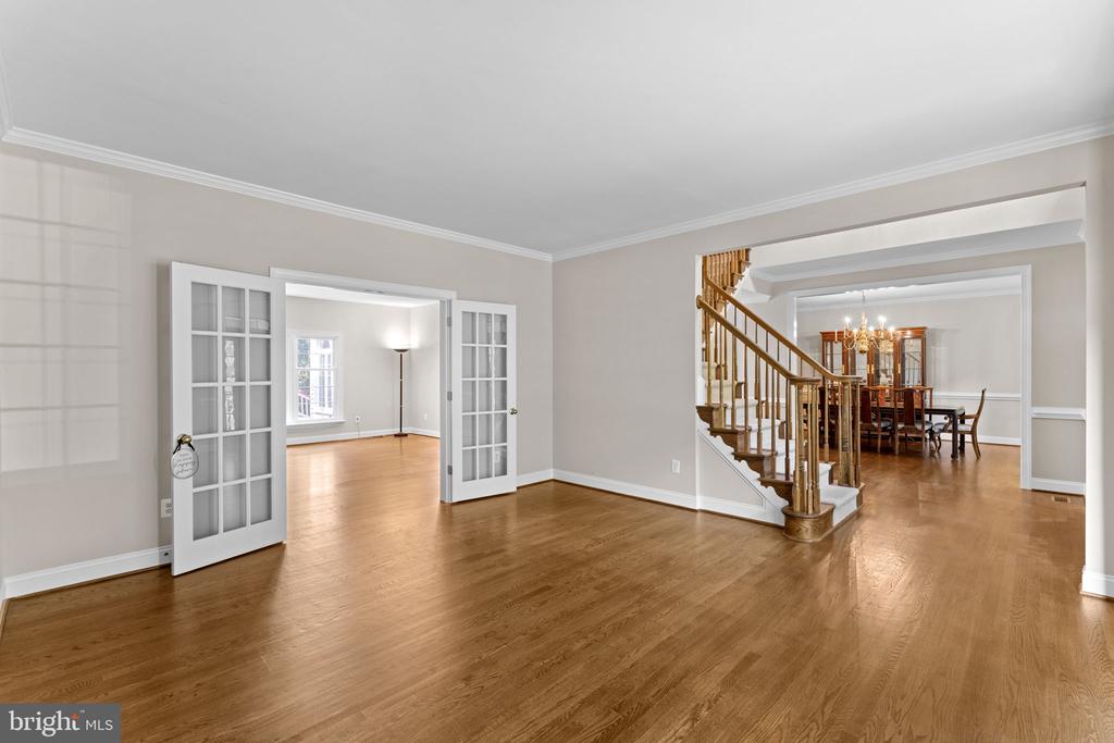 13870 SHELTER MANOR DRIVE