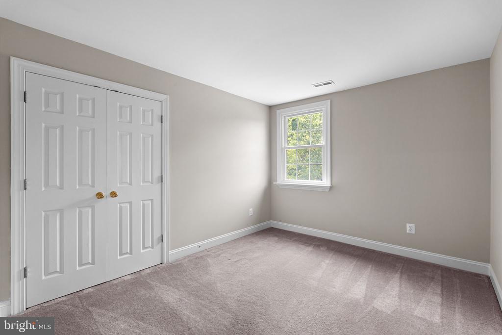 13870 SHELTER MANOR DRIVE