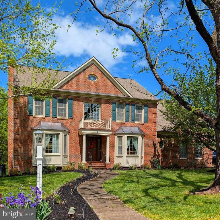 13870 SHELTER MANOR DRIVE