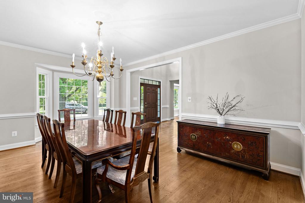 13870 SHELTER MANOR DRIVE