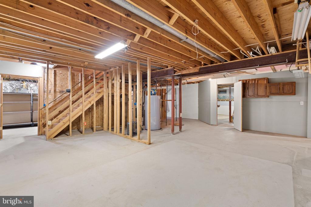 13870 SHELTER MANOR DRIVE