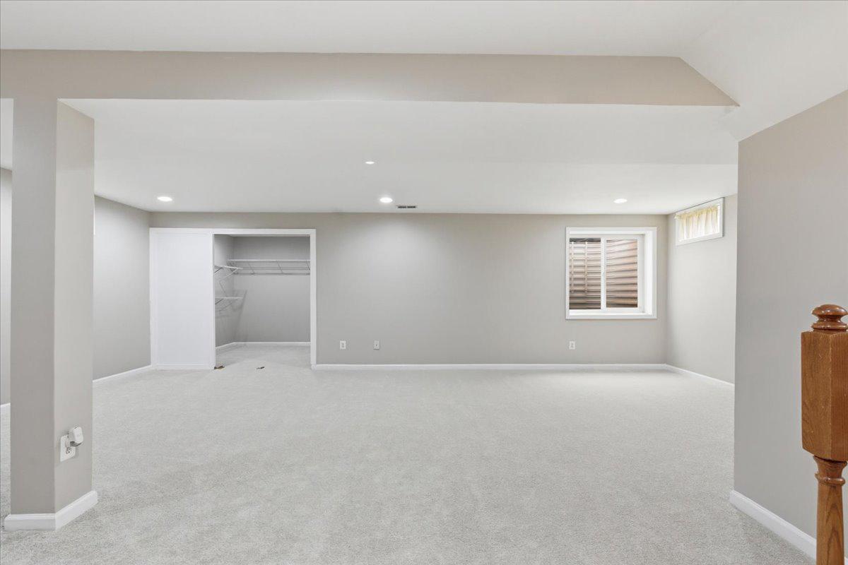 17037 LOFTRIDGE LANE