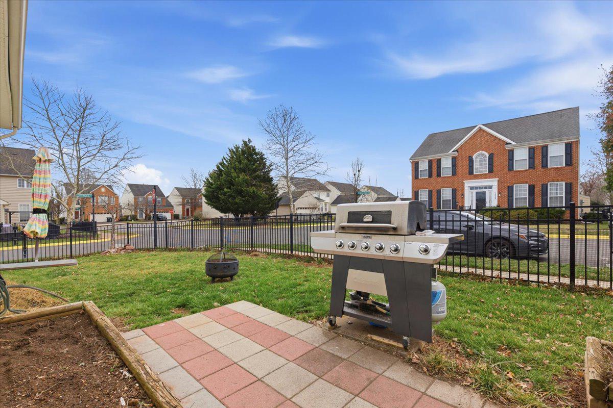 17037 LOFTRIDGE LANE