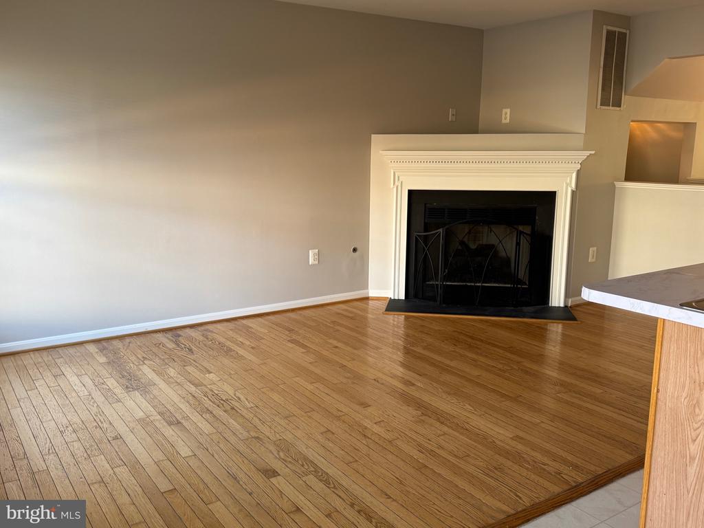 11105 DOUBLEDAY LANE