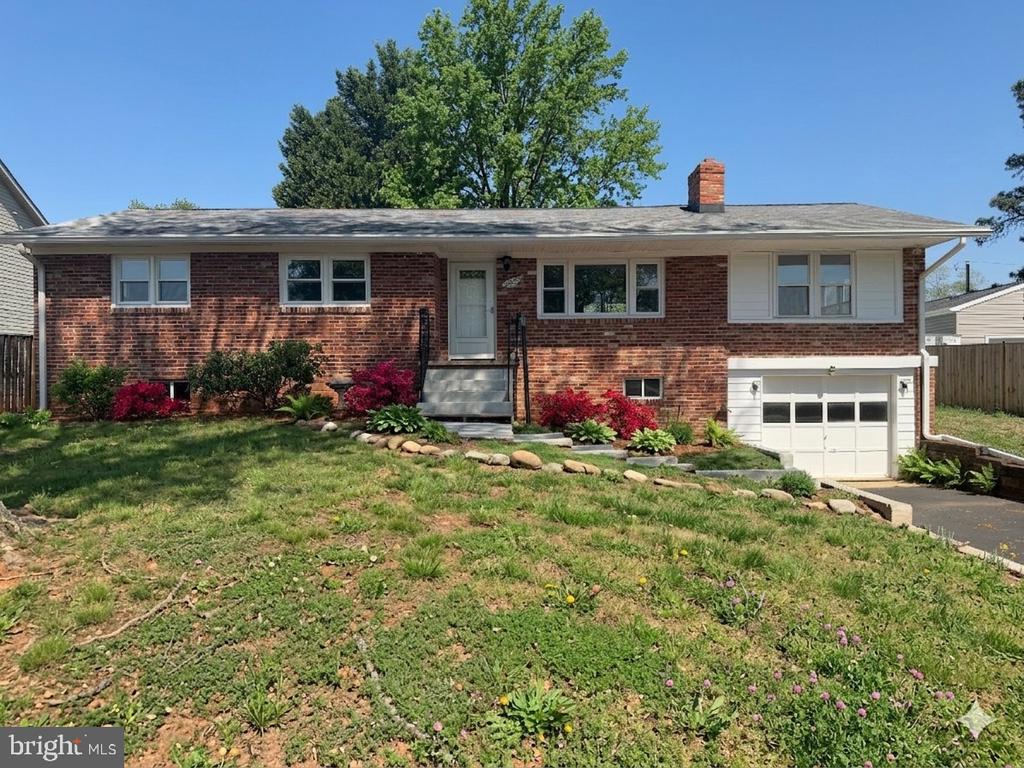 7629 HURON DRIVE