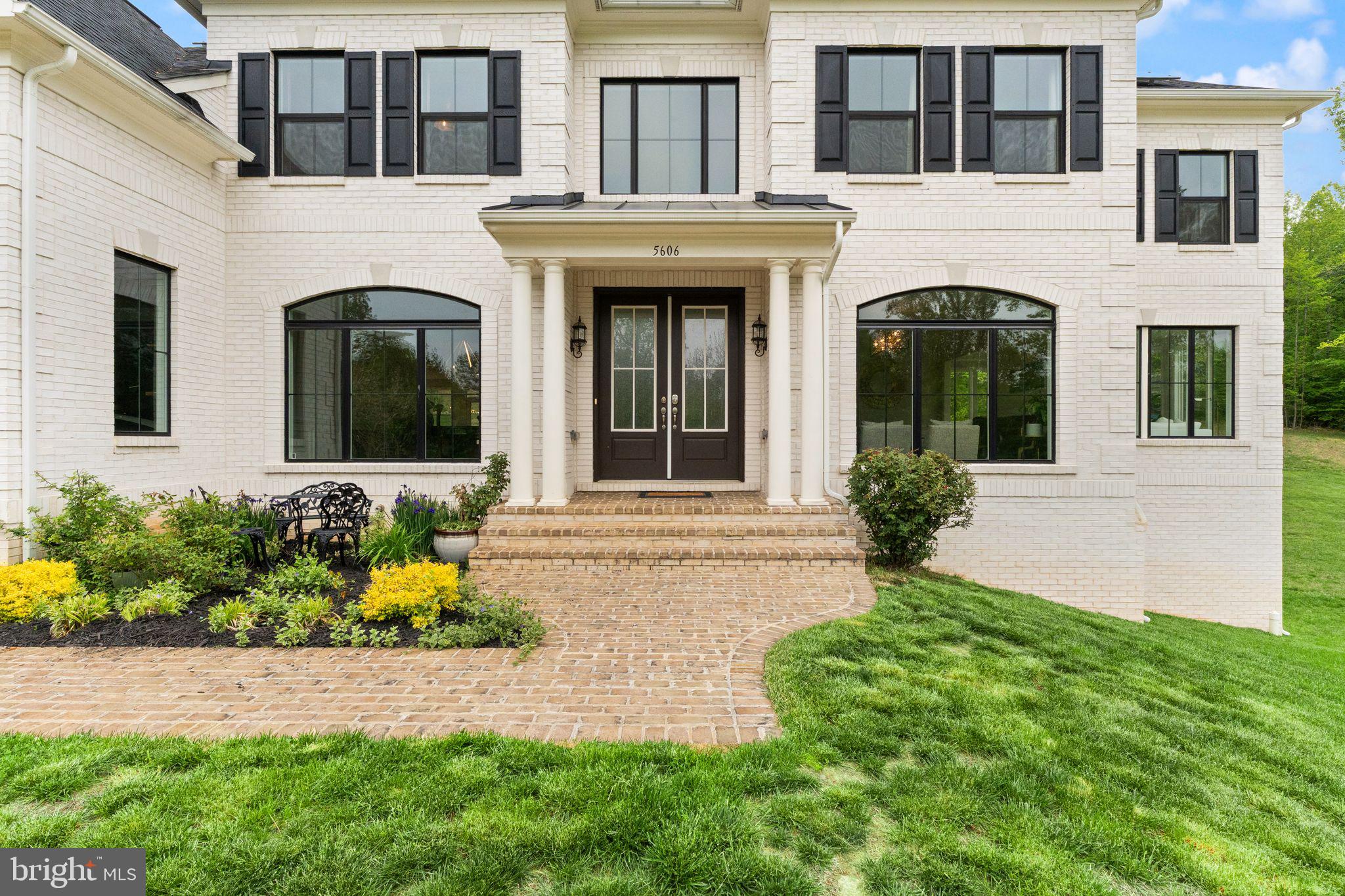 5606 BEACHVIEW CREEK DRIVE