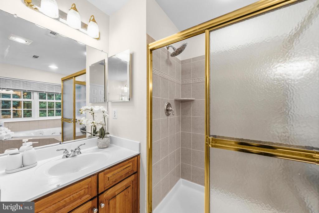 17090 ANNS BROOK COURT