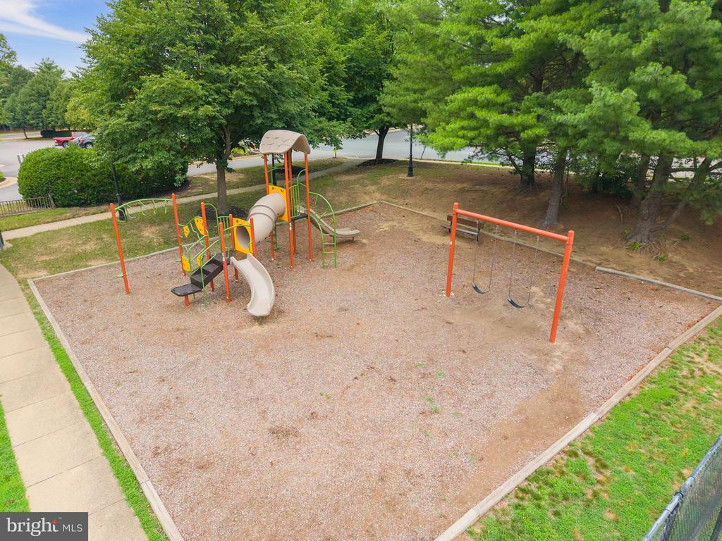 17090 ANNS BROOK COURT