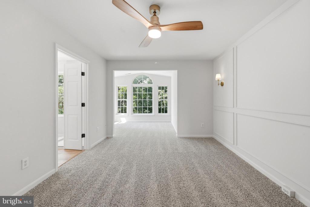 8972 BENCHMARK LANE