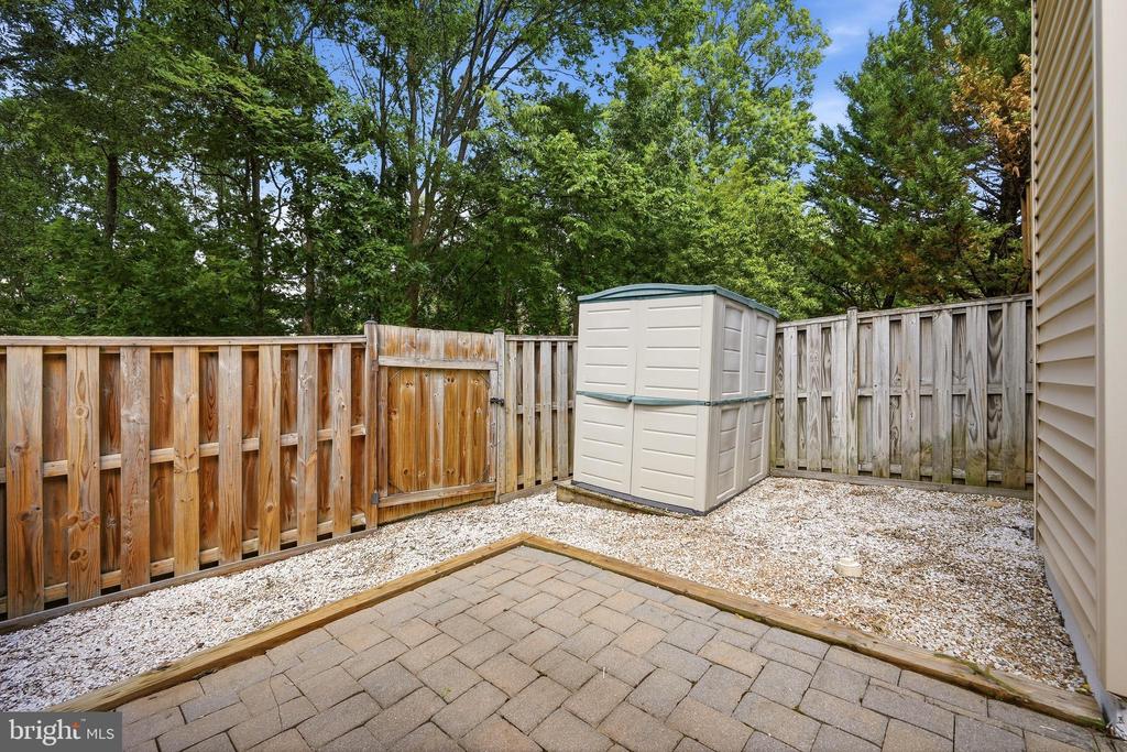 8972 BENCHMARK LANE
