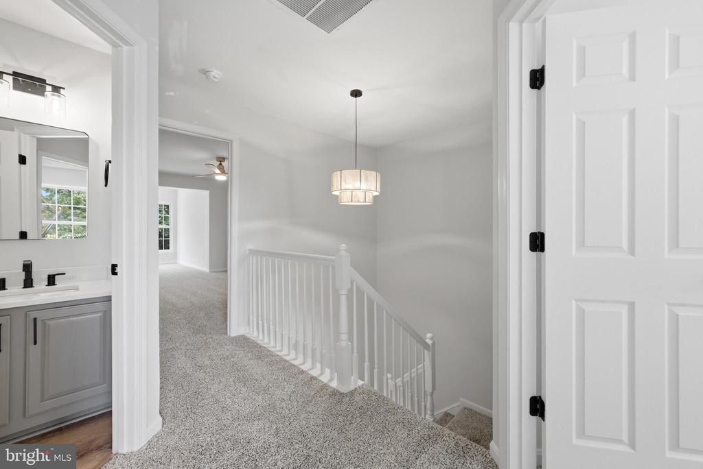 8972 BENCHMARK LANE