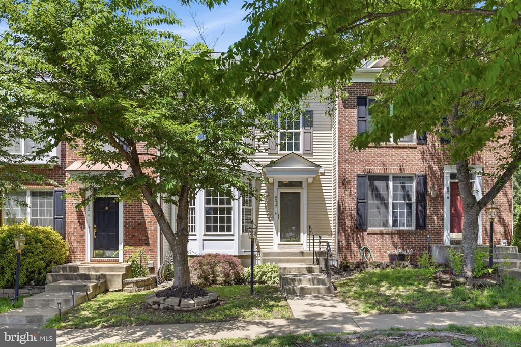 8972 BENCHMARK LANE