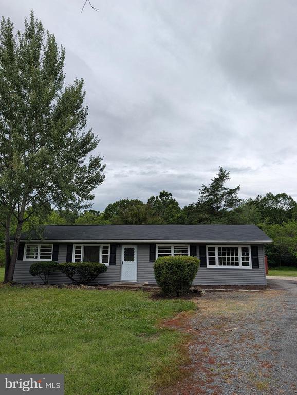 8614 LINTON HALL ROAD