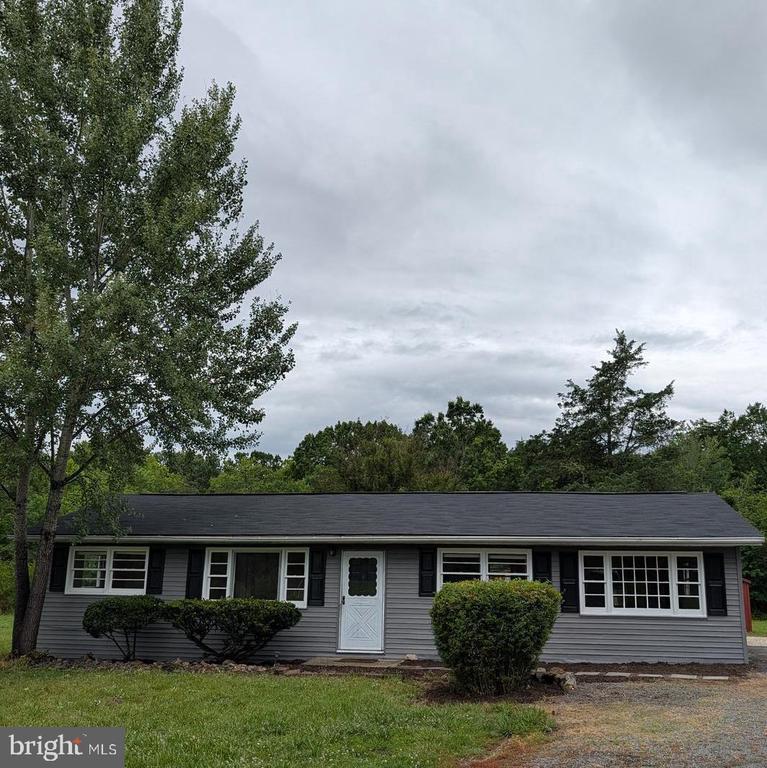 8614 LINTON HALL ROAD