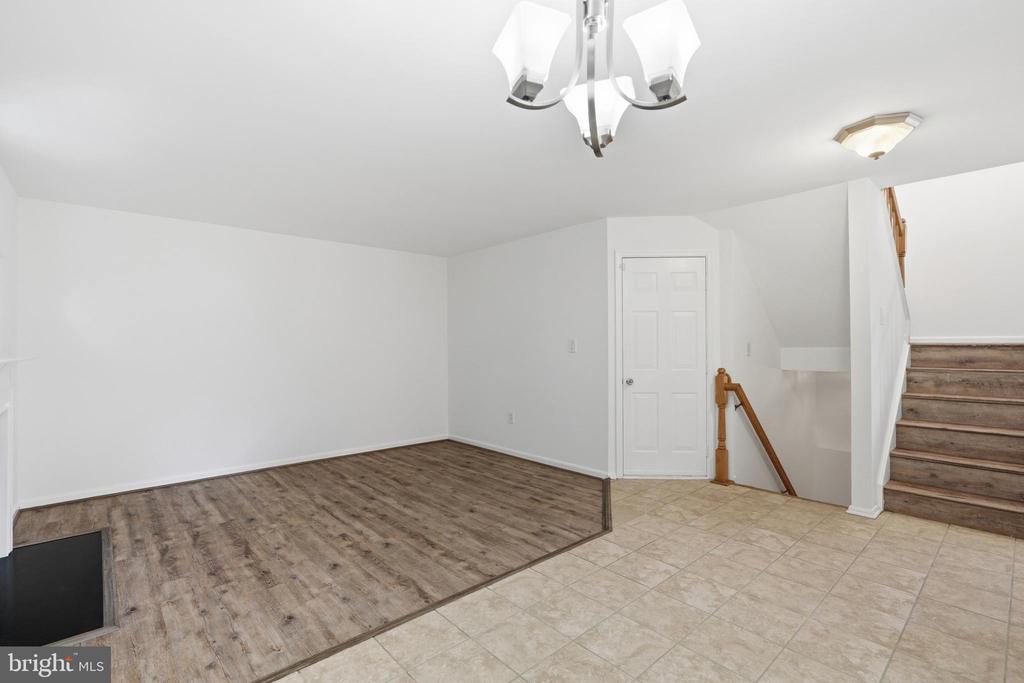 13857 REDFORD LANE