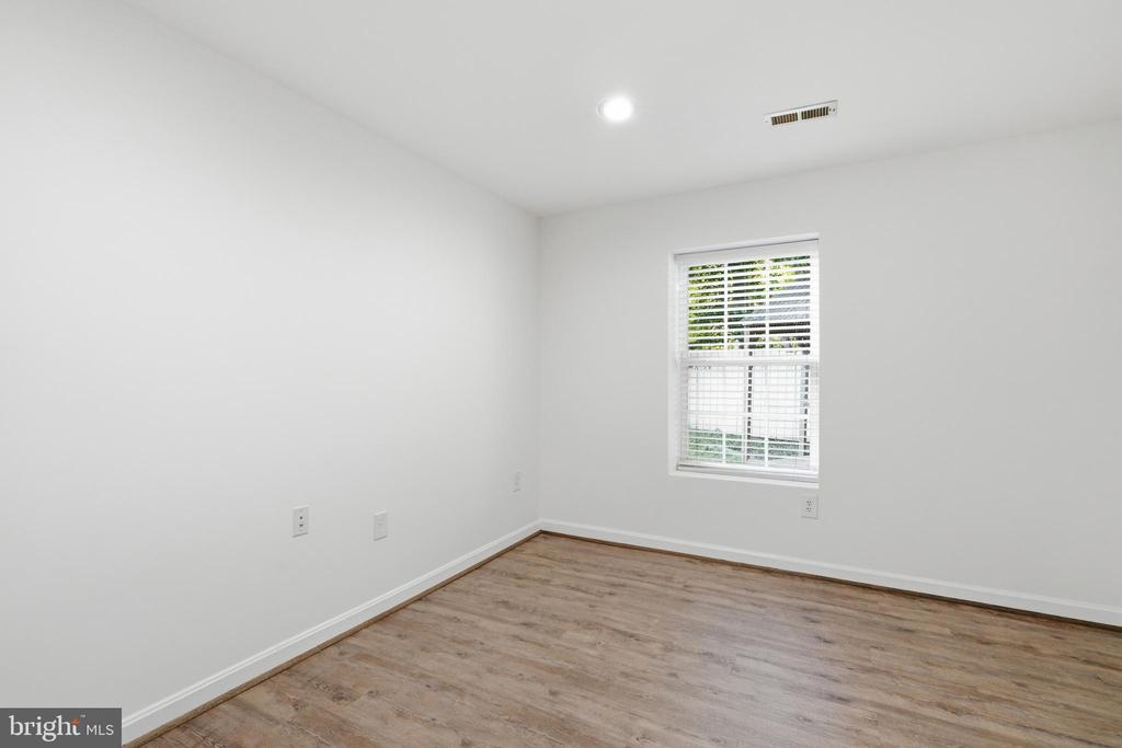 13857 REDFORD LANE