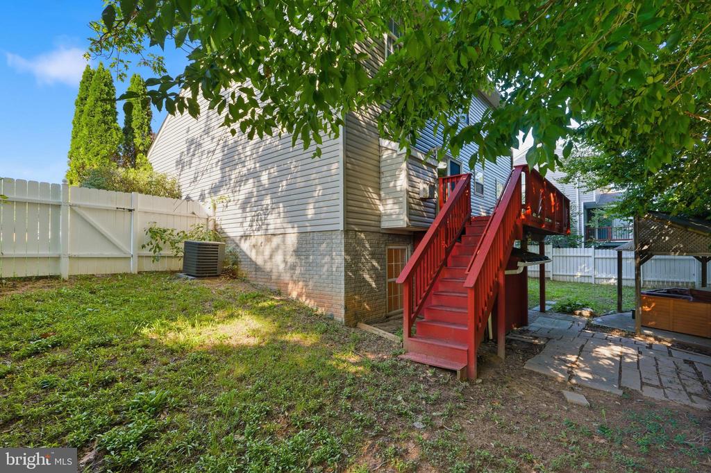 13857 REDFORD LANE
