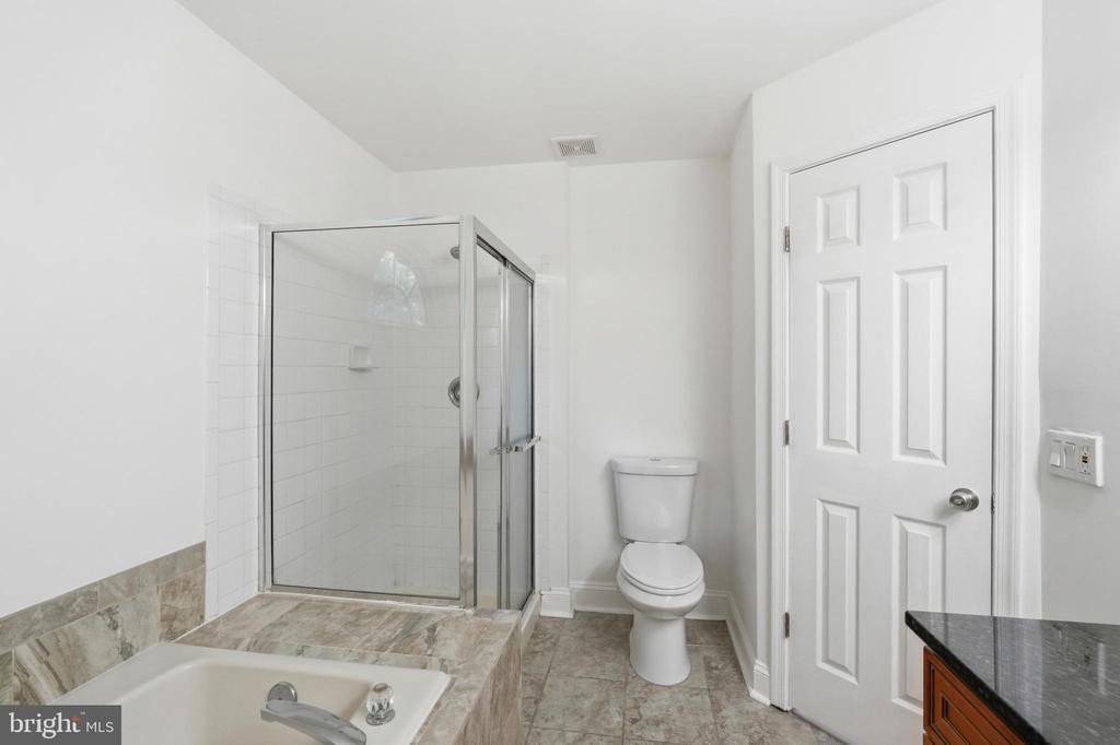 13857 REDFORD LANE